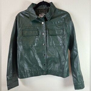 Lu by Lolita Emerald Green Vegan Leather Moto Jacket Cropped Snap Front Size L
